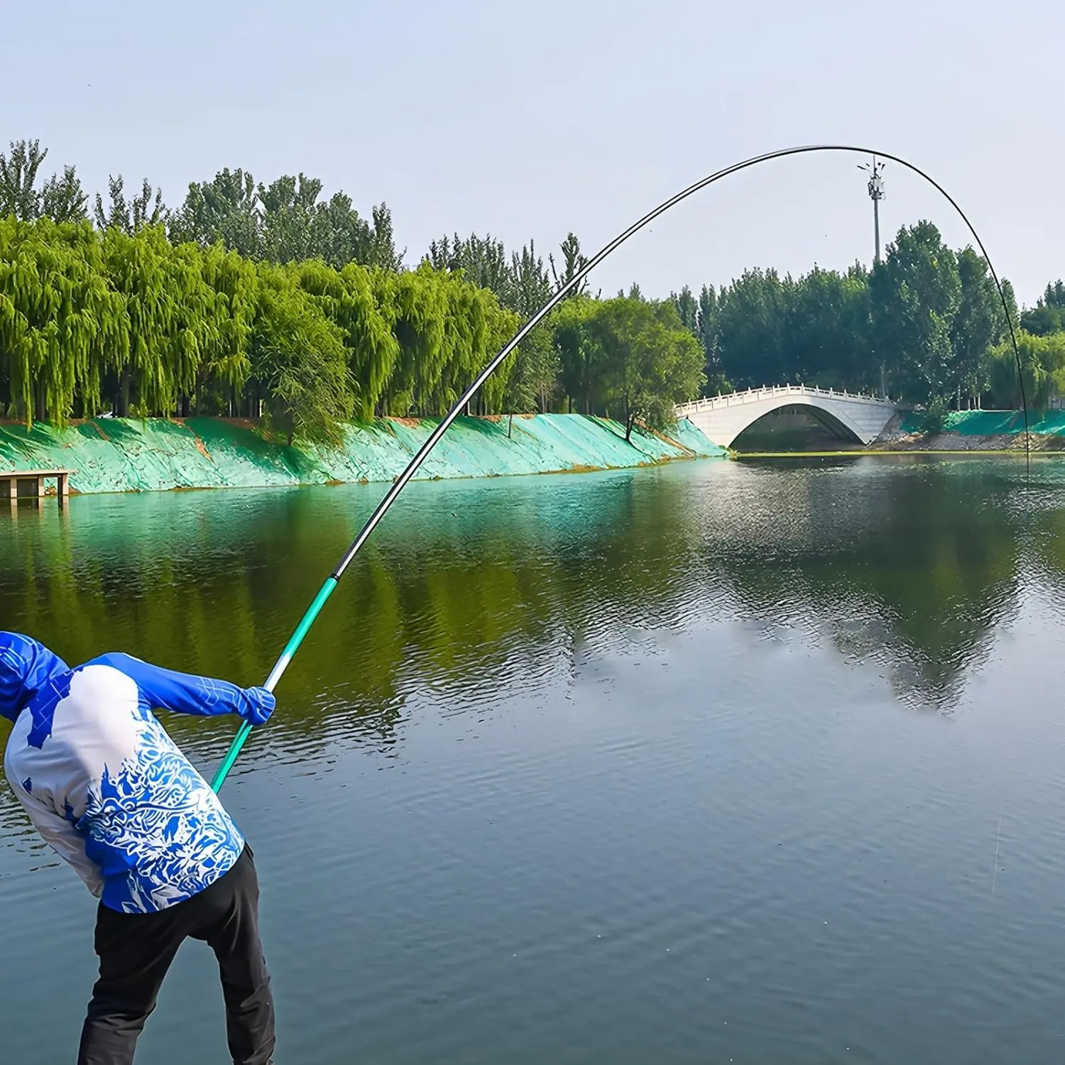 Carbon Fiber Fishing Rod Telescopic Fishing Pole Portable Spinning Pole for Reservoirs, Lakes and Many Other Waters(8-16M)