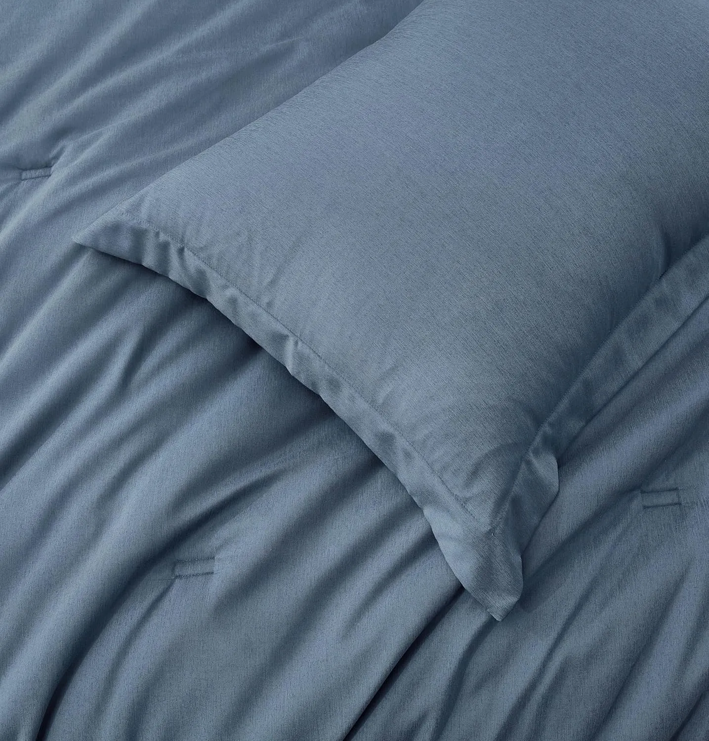 Chezmoi Collection Cliff 3-Piece Lightweight Cooling Comforter Set, Oversized King - Rayon Derived from Bamboo & Polyester Blended, Soft Breathable Bedding for Hot Sleepers, Steel Blue