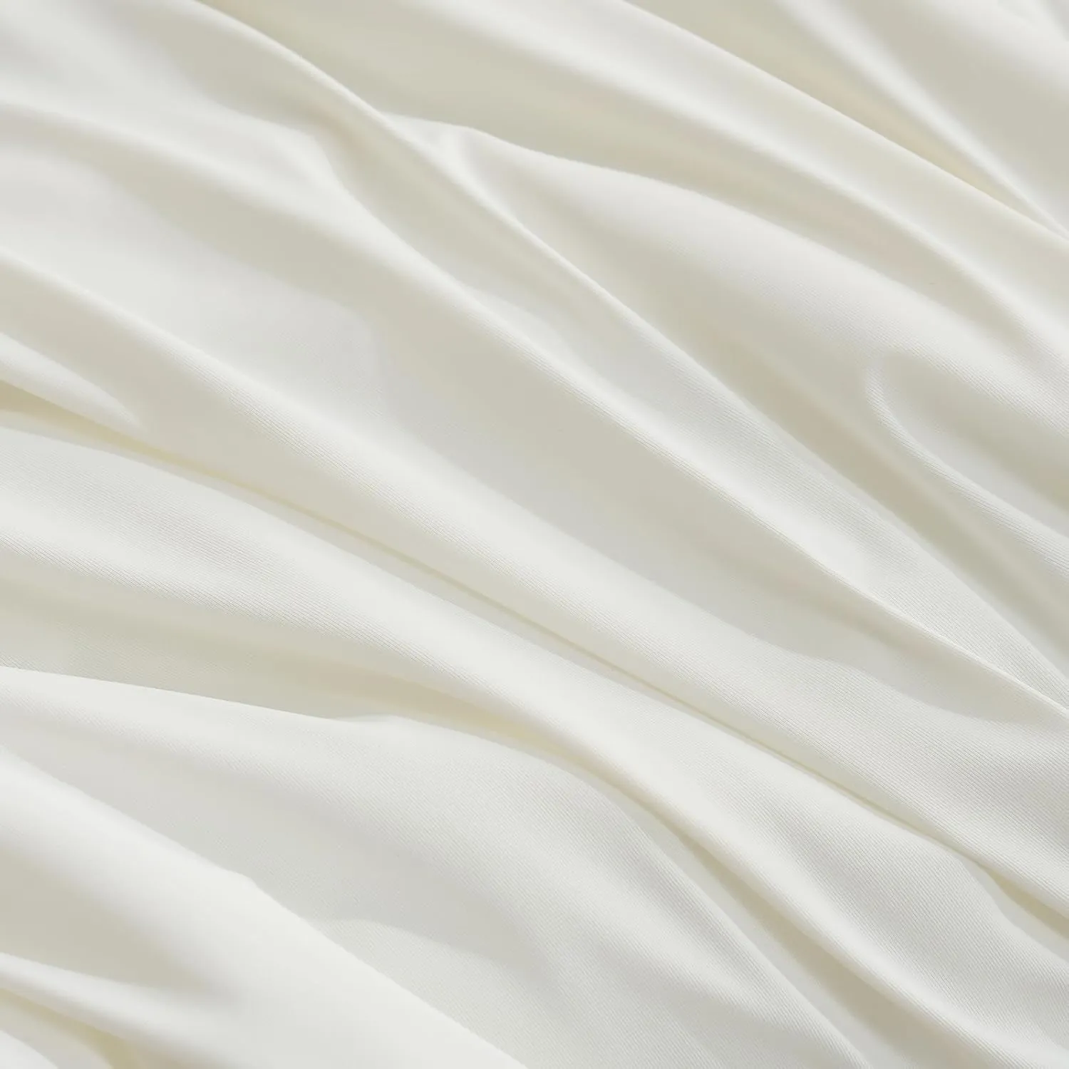 Cozy Bliss Cooling Comforter Queen Size, Cooling Blankets for Hot Sleepers and Night Sweats, Cream Summer Comforter for Queen Size Bed, Breathable Soft Lightweight Silk Smooth