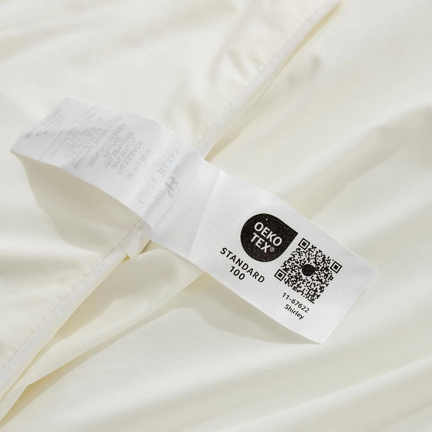 Cozy Bliss Cooling Comforter Queen Size, Cooling Blankets for Hot Sleepers and Night Sweats, Cream Summer Comforter for Queen Size Bed, Breathable Soft Lightweight Silk Smooth