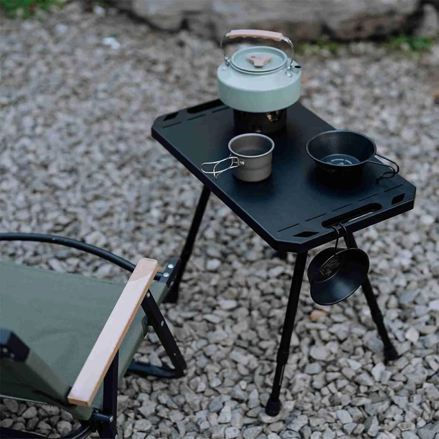 Ejoyous Foldable Camping Table, Aluminum Alloy Folding Table Adjustable Height Picnic Desk Outdoor Camping Gear for Tailgate Beach Camp (Black)