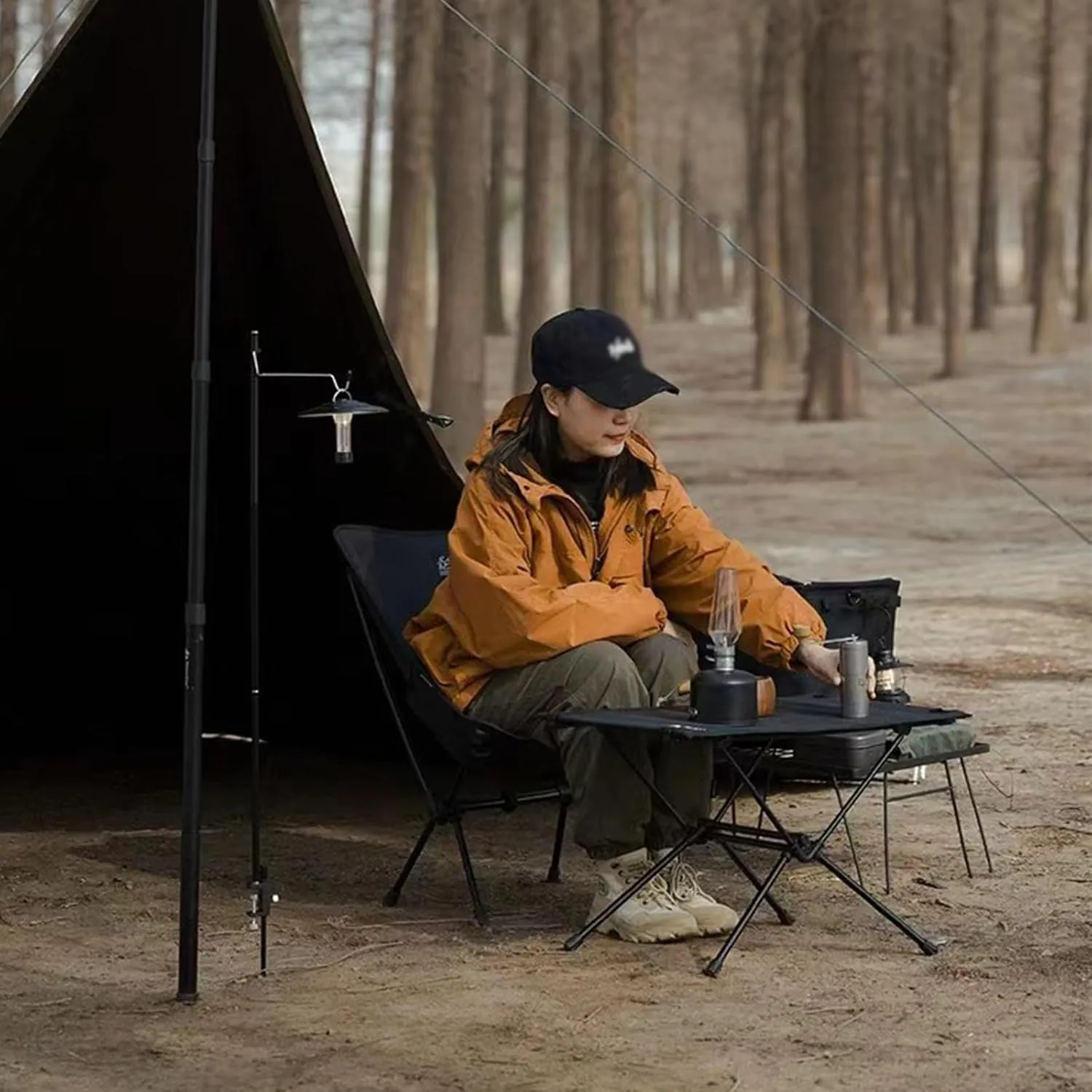 Folding Camping Table, Aluminum Portable Camp Table with Carry Bag - Compact Camping Table Support Foldable Small Table for Outdoor Camping Picnic(B)
