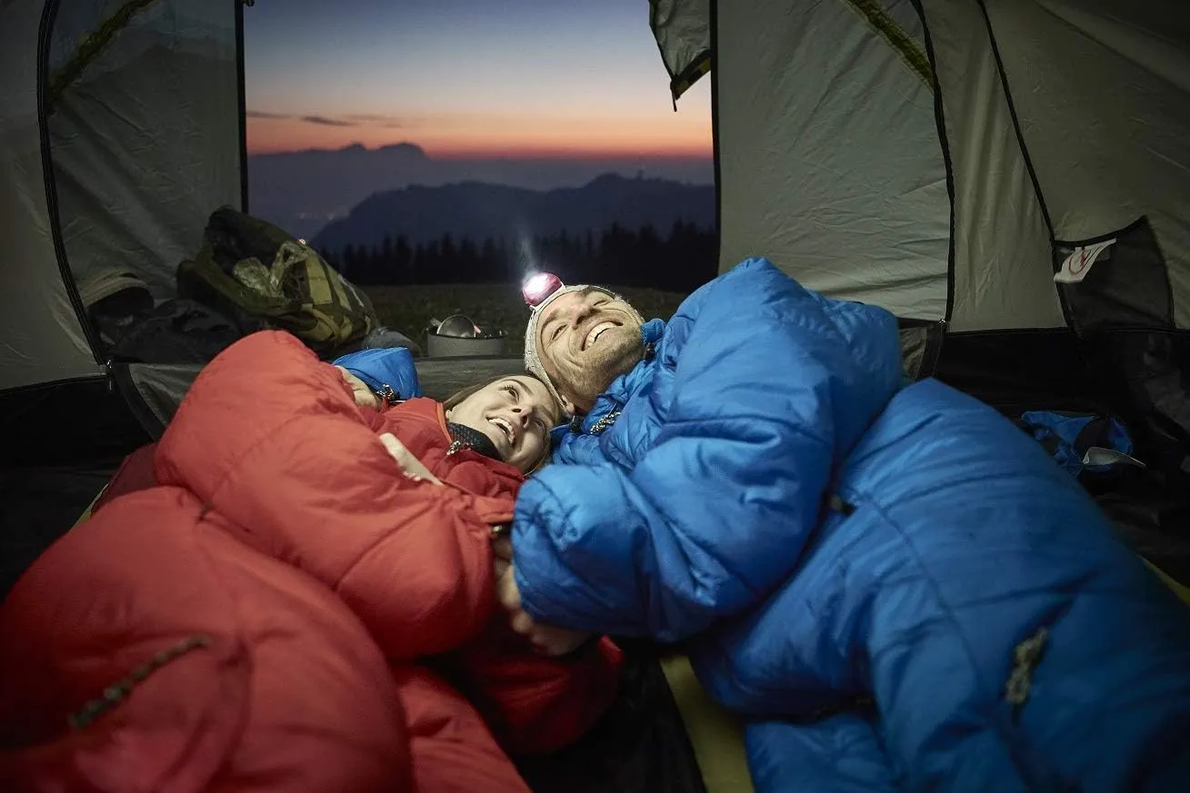 hygger – Original Sleeping Bag with Arms and Legs, 3M Thinsulate Filling Makes it Warm, Lightweight & Small in Pack Size