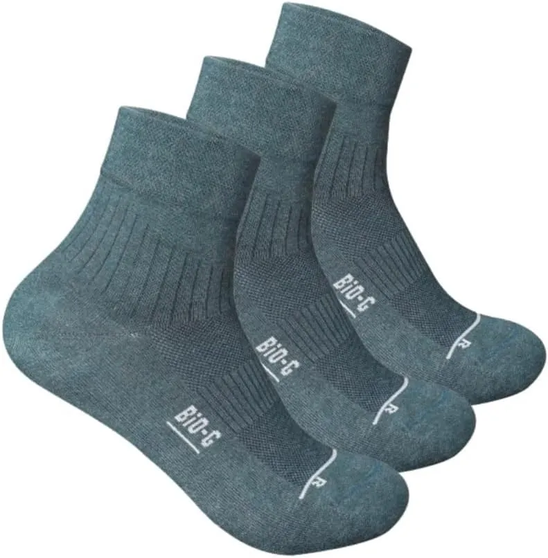 Men’s Moisture Wicking Odor Free Athletic Dress Quarter lightweight Socks for Athletes feet One Size