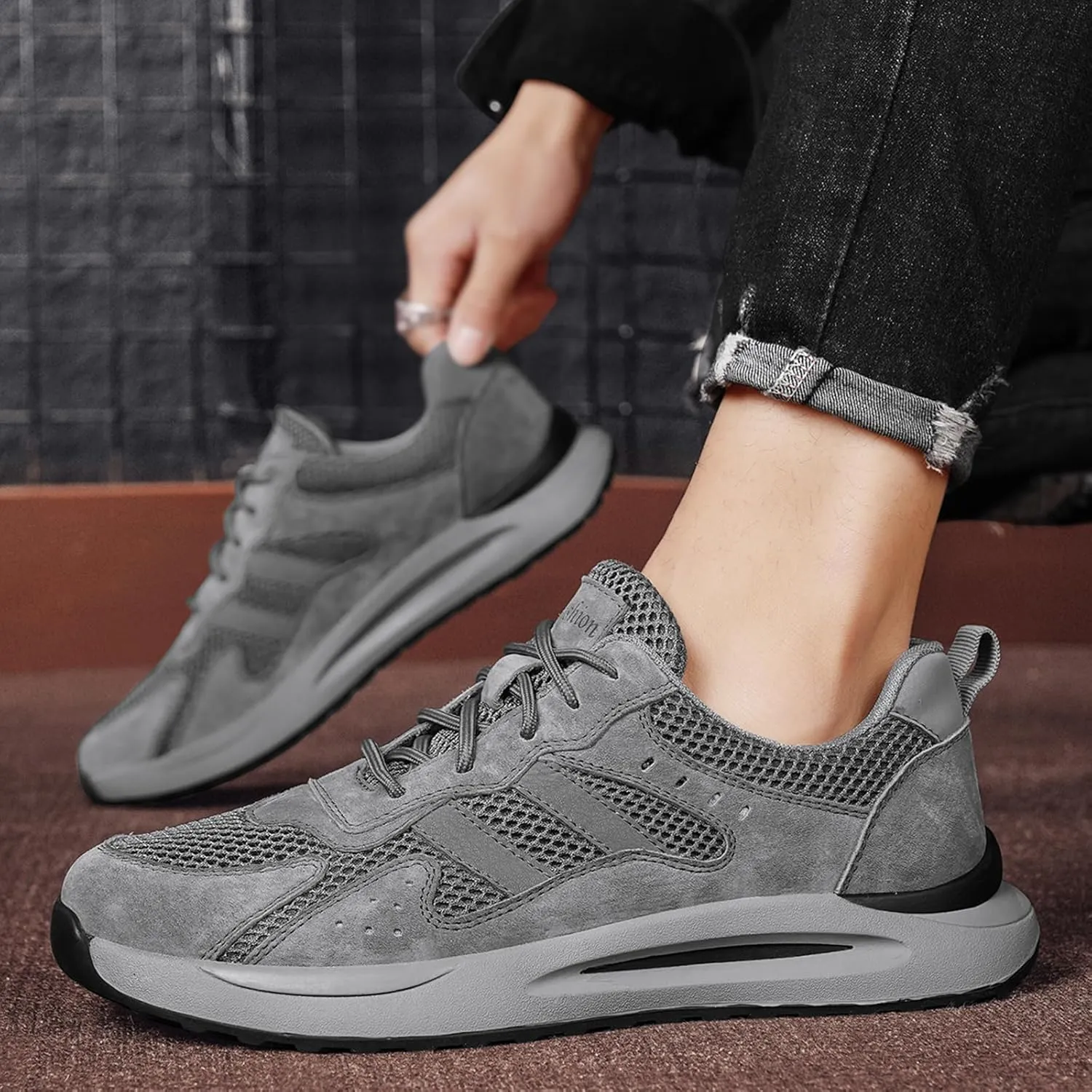 Men's Outdoor Lace-Up Hiking Shoes Fashion Comfortable Sports Shoes Breathable Trekking Sneakers Work Shoes Arch Support Trail Running Shoes for Men