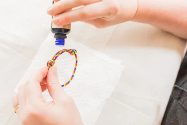 Mosquito Repellent Paracord Bracelet