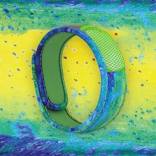 Mosquito Repellent Wristband with 2 refills - Fish