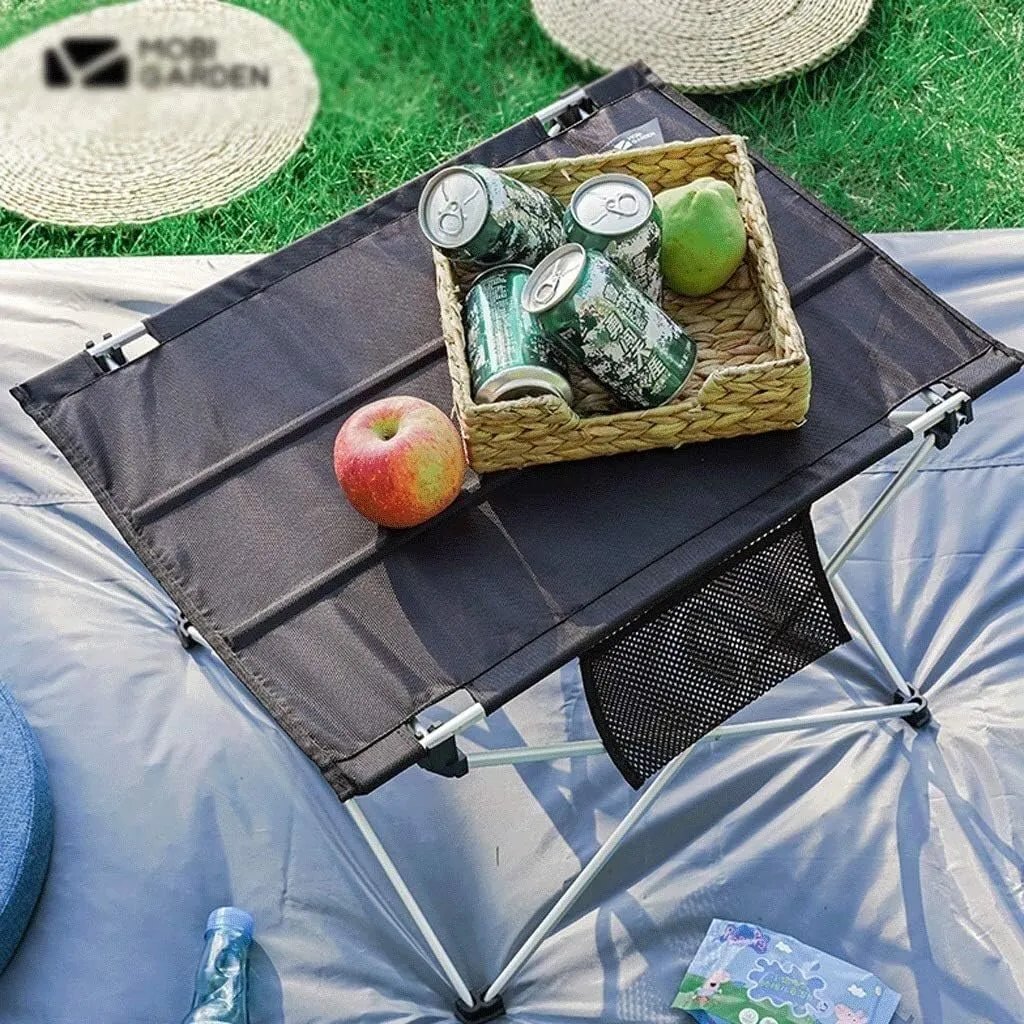 Outdoor Camping Table Camping Folding Table Aluminum Alloy Folding Portable Picnic Camping Table with Aluminum Legs Roll Up Table Camping Furniture(57 * 42 * 38cm)