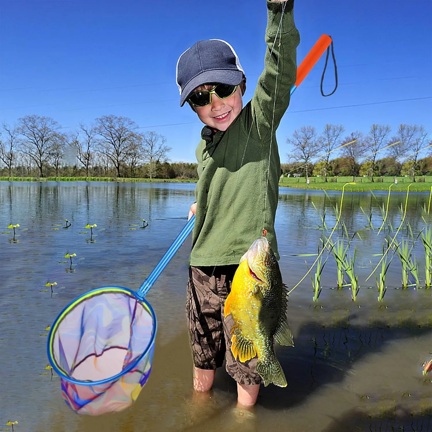 PLUSINNO Kids Fishing Net, Telescopic Lightweight Landing Net with Aluminum Pole Handle and Nylon Mesh, Catch and Release Butterfly Net for Kids Youth Outdoor