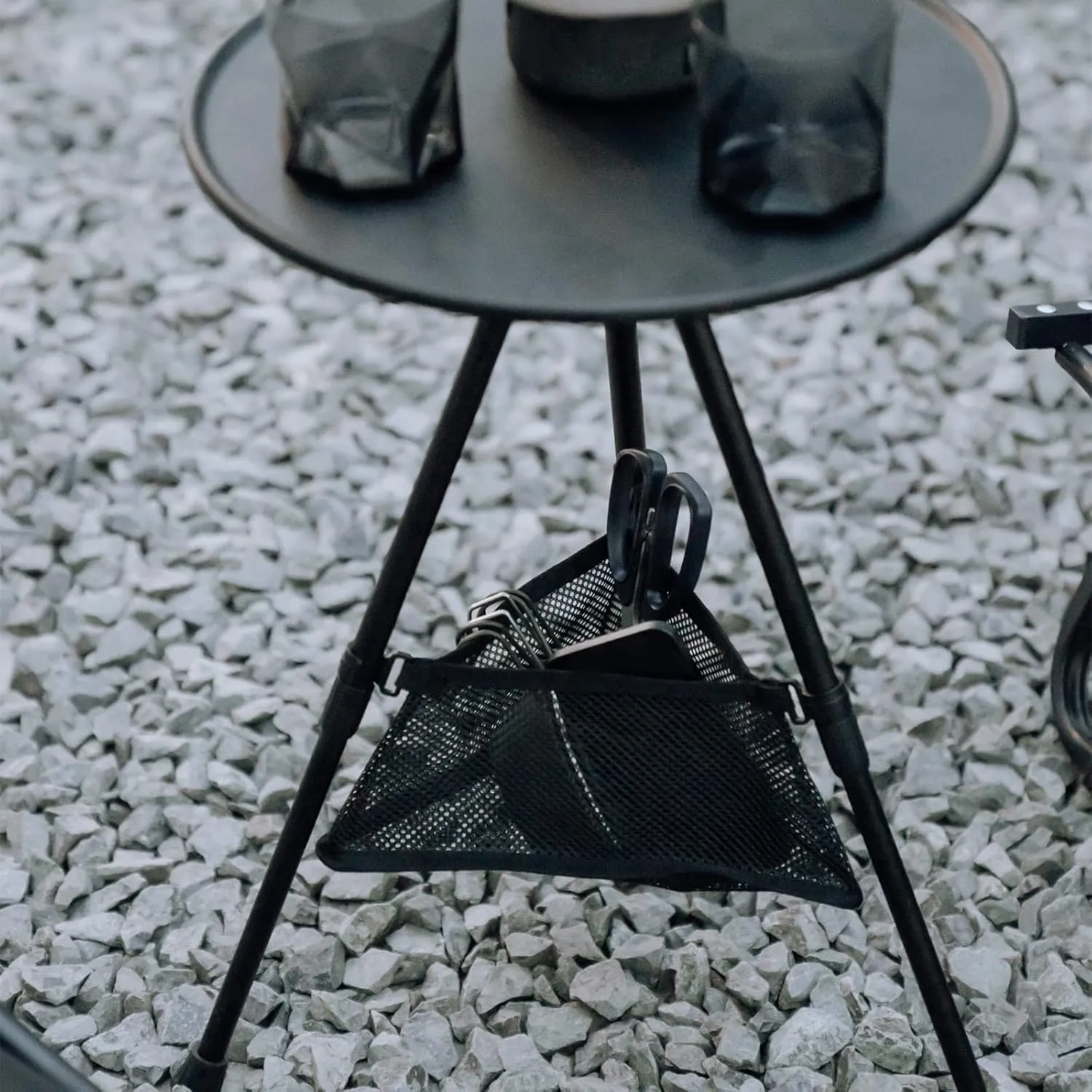 Portable Camping Table Travelling Outdoor Foldable Desk Round Table Aluminum Alloy Furniture Lightweight Backyard Table