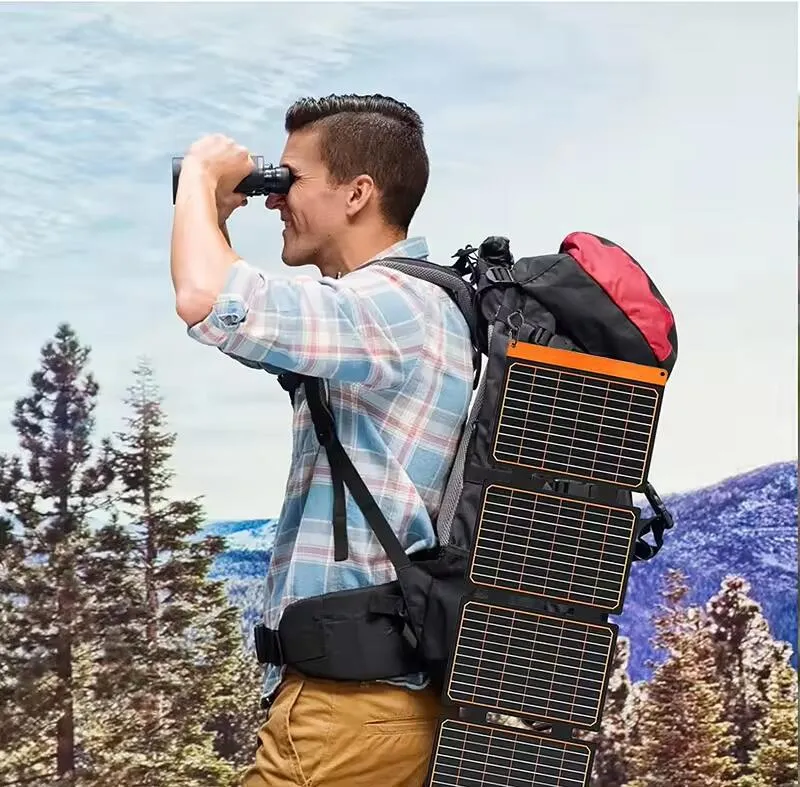 Portable solar panel 4 fold 220W fast charging