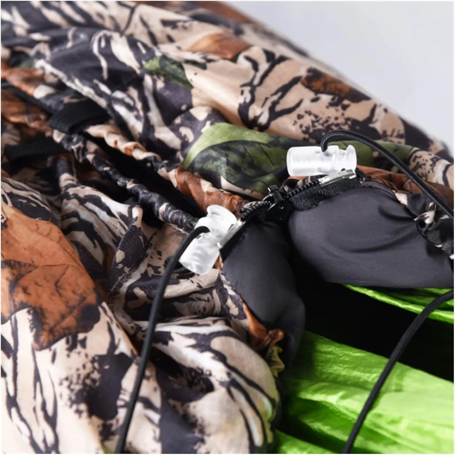 Swings Seats Warm Hammock, 0-15 Degree Ultra Light Hammock Quilt, Warm Cotton Cover, Sleeping Bag Blanket, Camping Backpack Camouflage Army Green Play Set Swings (Color : Light Green)