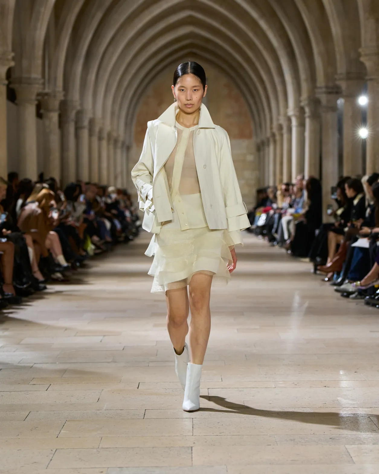 Water Repellent Short Jacket in Coated Linen