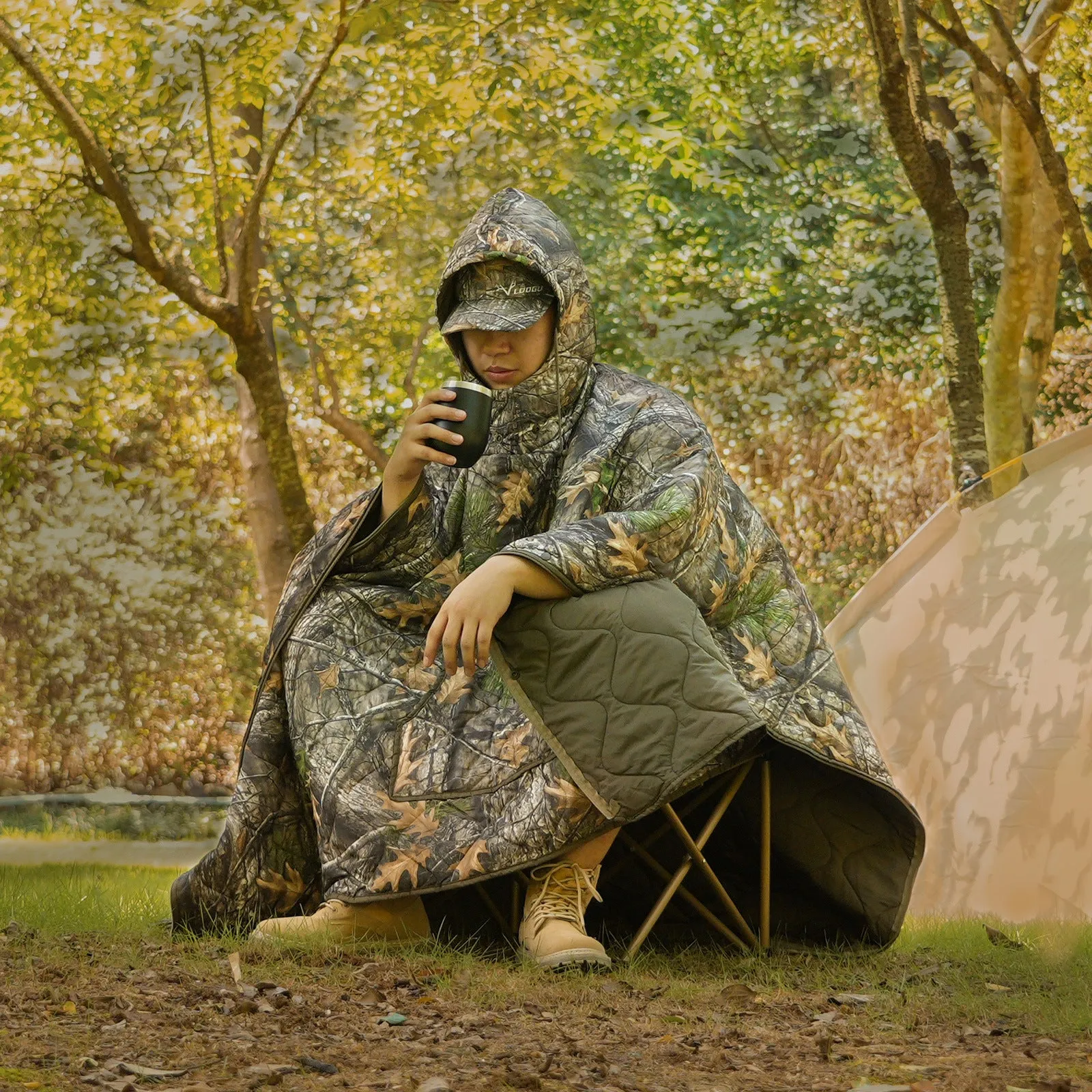 Wildking Outdoor Warm Camo Convenient Sleeping Bag Poncho