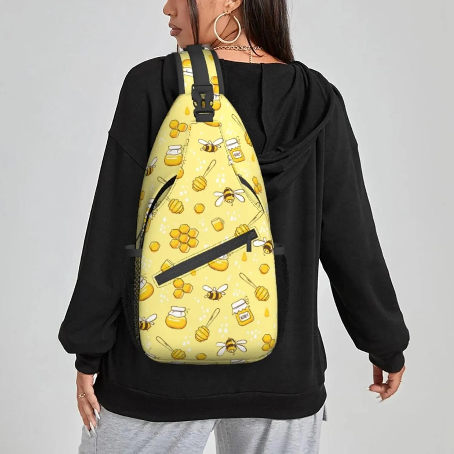 Women Cute Bees and Honey Crossbody Sling Backpack for Men Chest Bag Shoulder Bag Lightweight One Strap Backpack Travel Outdoor Daypack